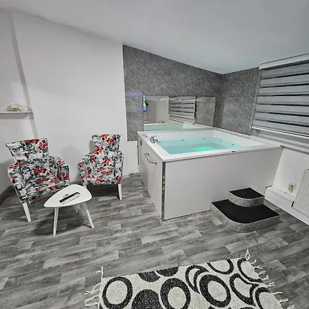 Dream Jacuzzi Апартаменты